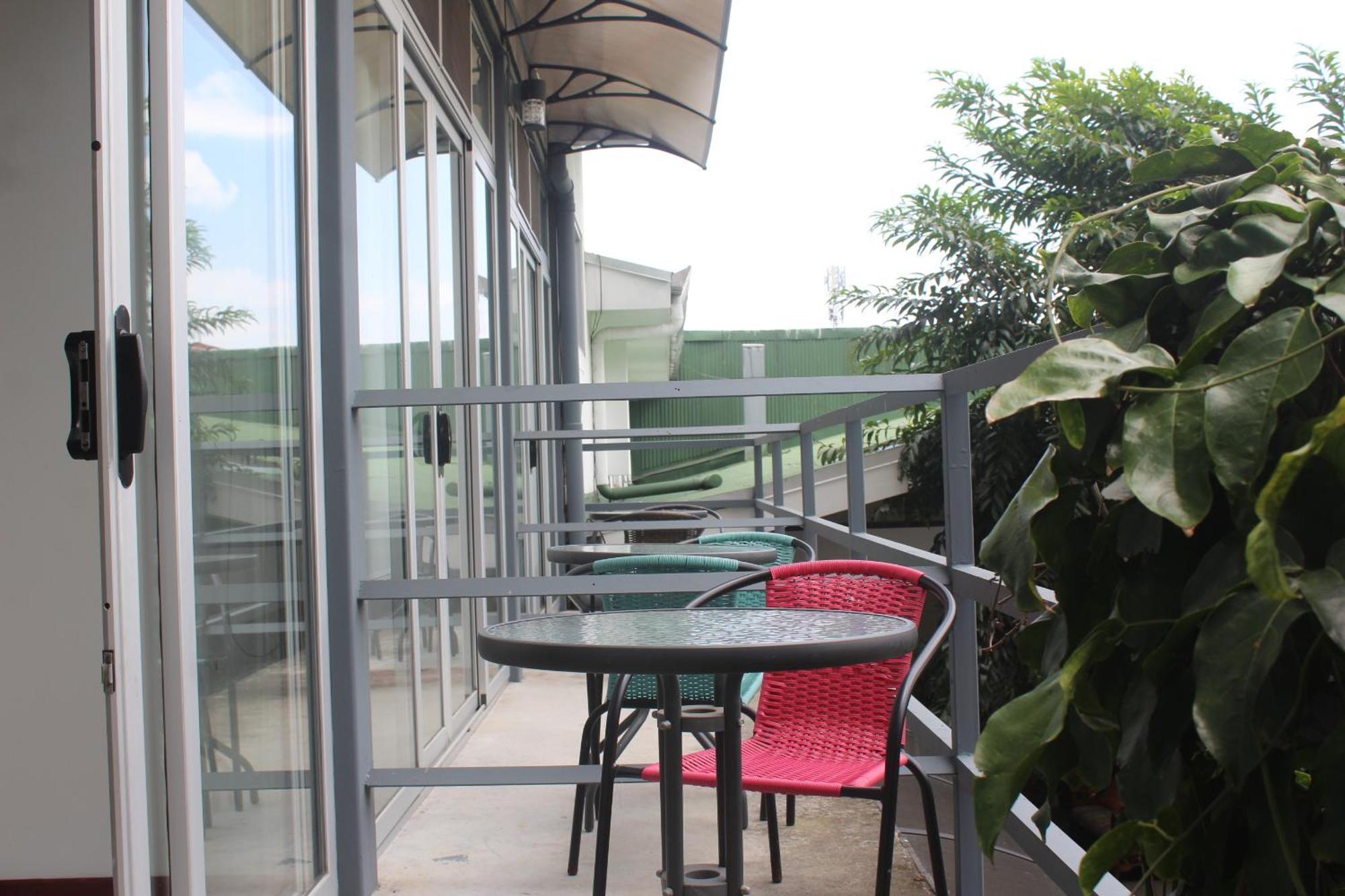 Cando Living In Avenue San José